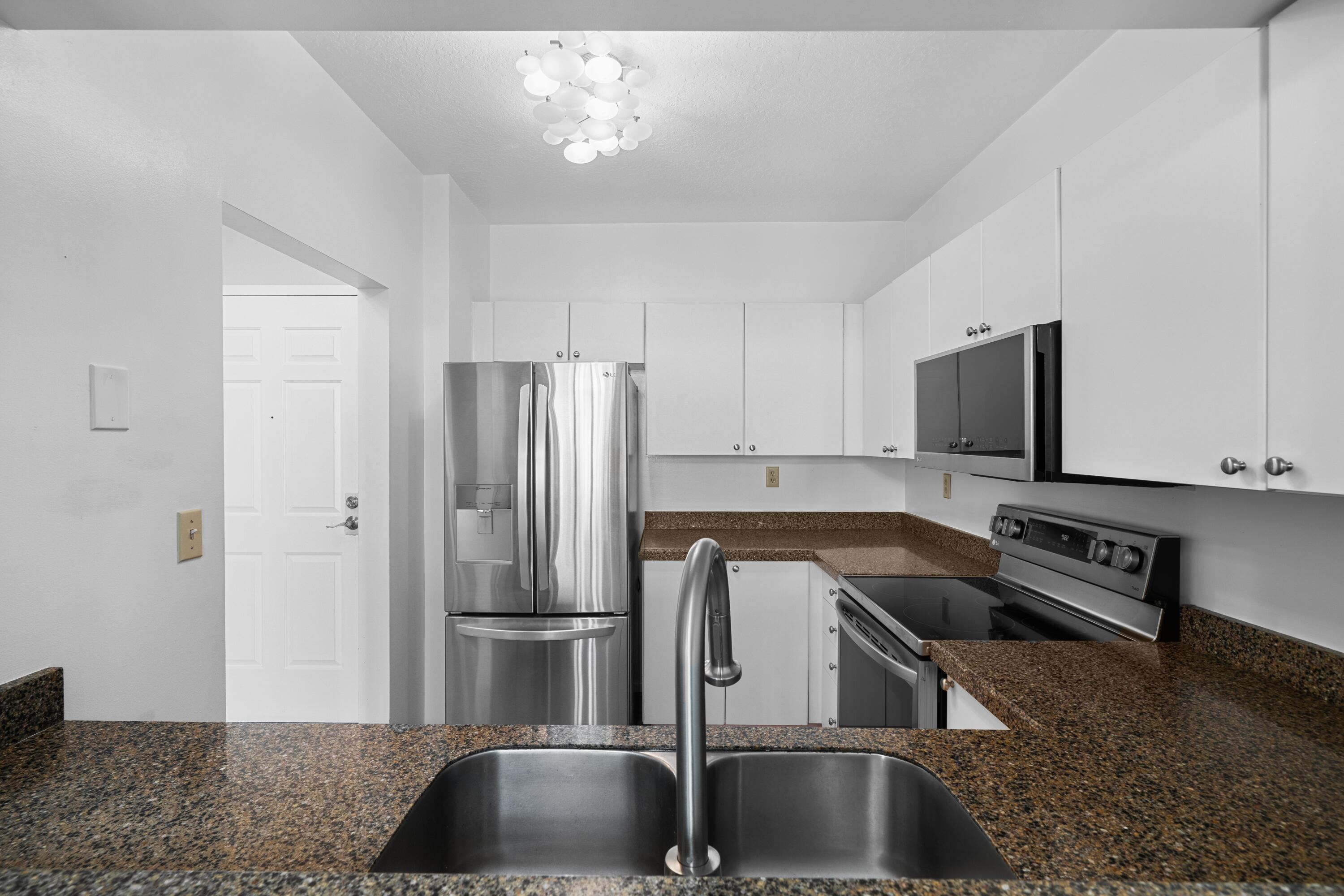 TIDES AT BRIDGESIDE SQUARE - Residential Lease