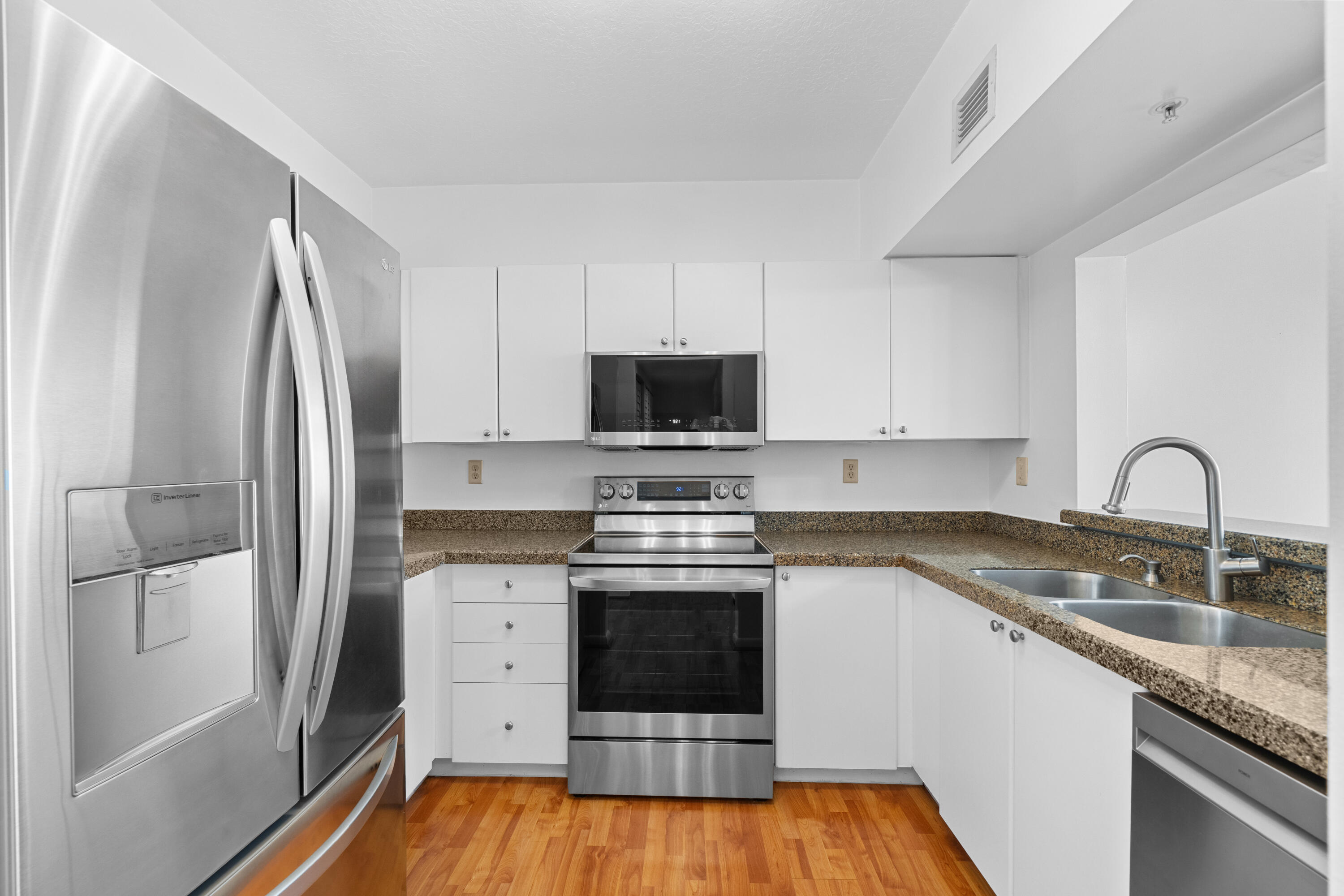 TIDES AT BRIDGESIDE SQUARE - Residential Lease