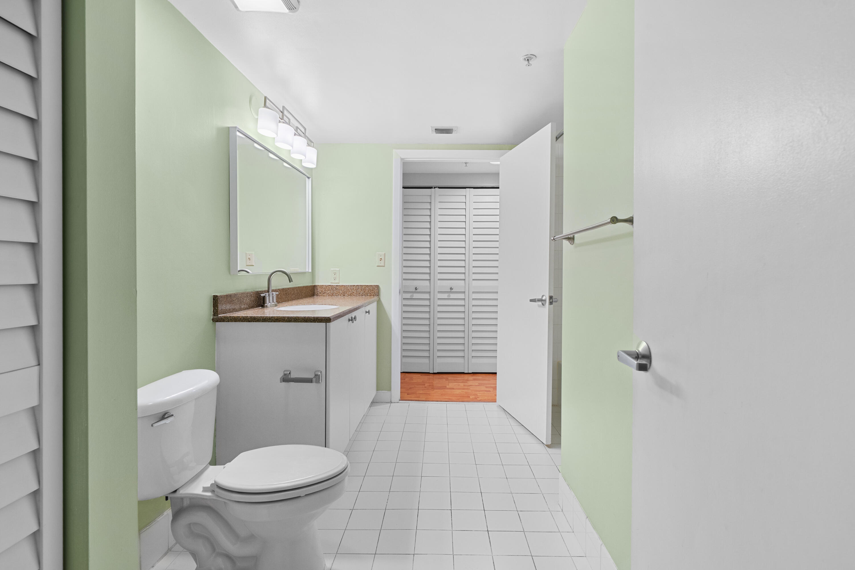 TIDES AT BRIDGESIDE SQUARE - Residential Lease