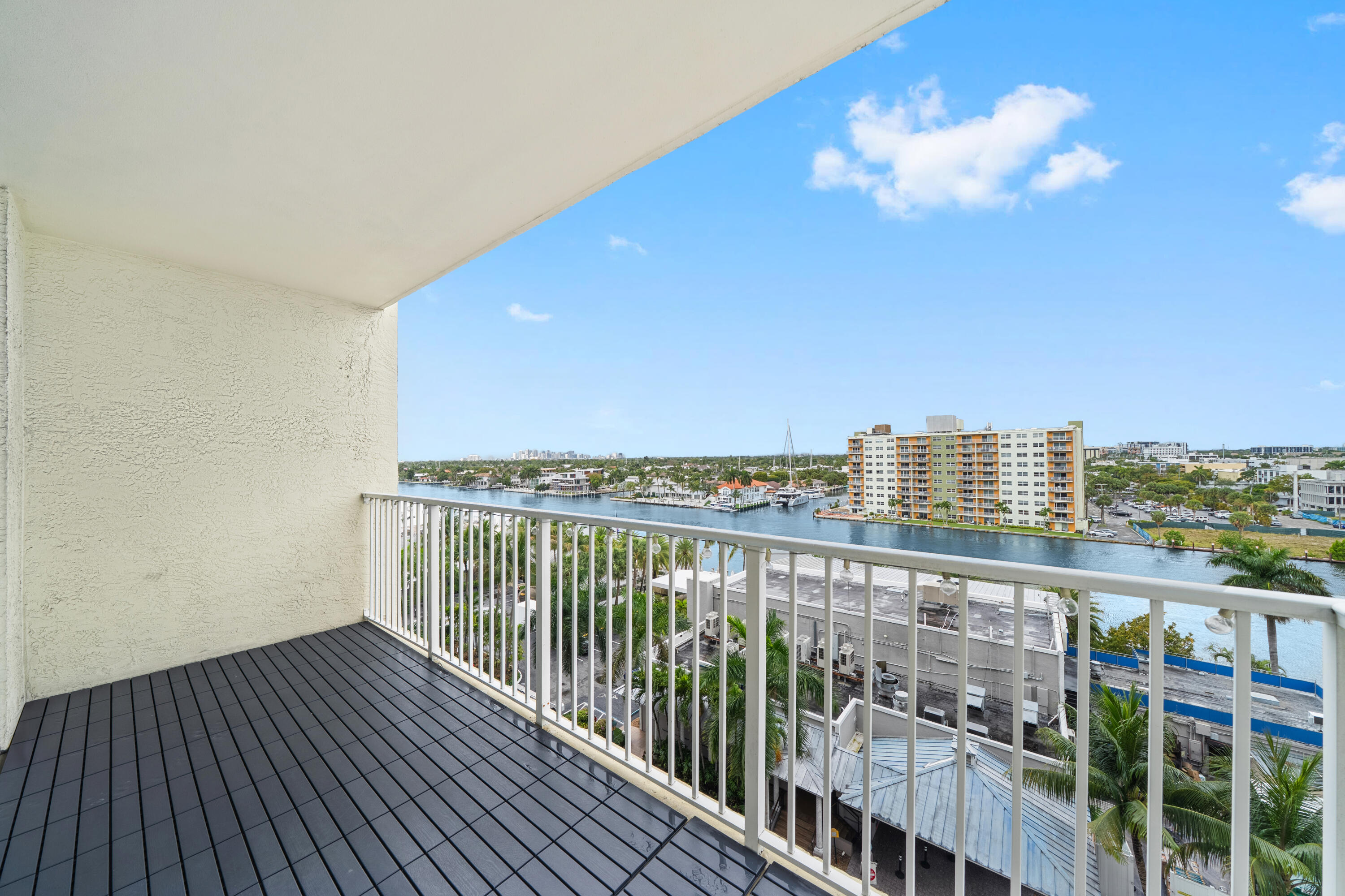 TIDES AT BRIDGESIDE SQUARE - Residential Lease