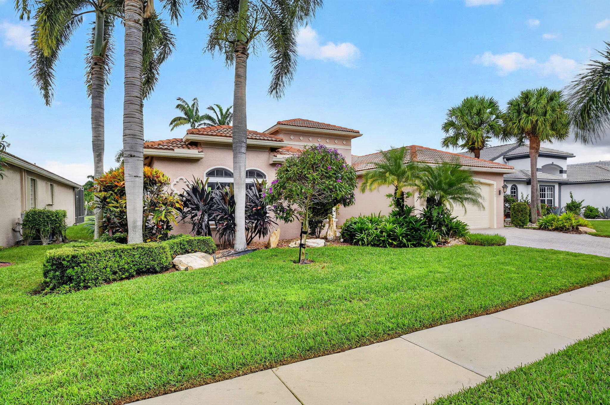 7485 Carmela Way
