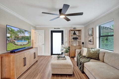 Tiny photo for 800 N 59th Avenue #1-2, Hollywood, FL 33021 (MLS # B26083430)