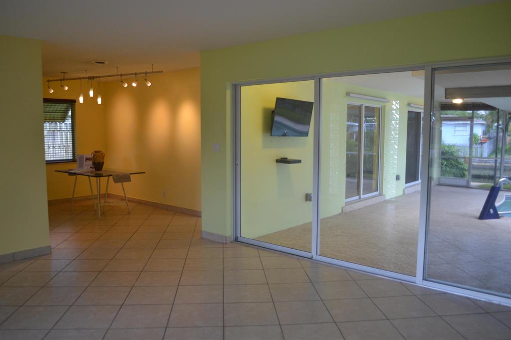 ROYAL PALM ACRES  1ST SEC - Residential