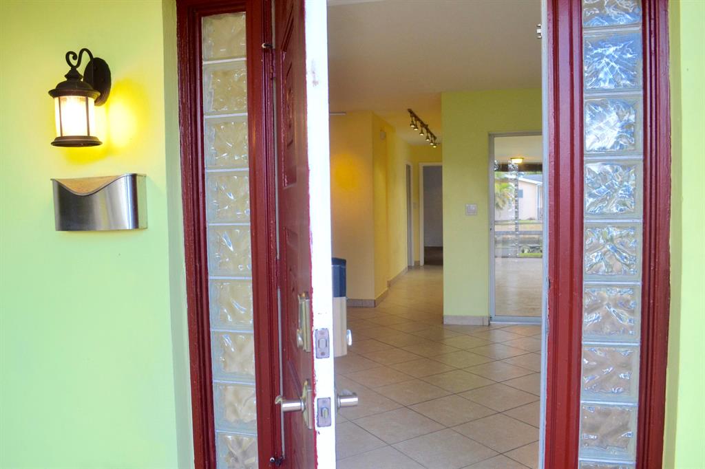 ROYAL PALM ACRES  1ST SEC - Residential