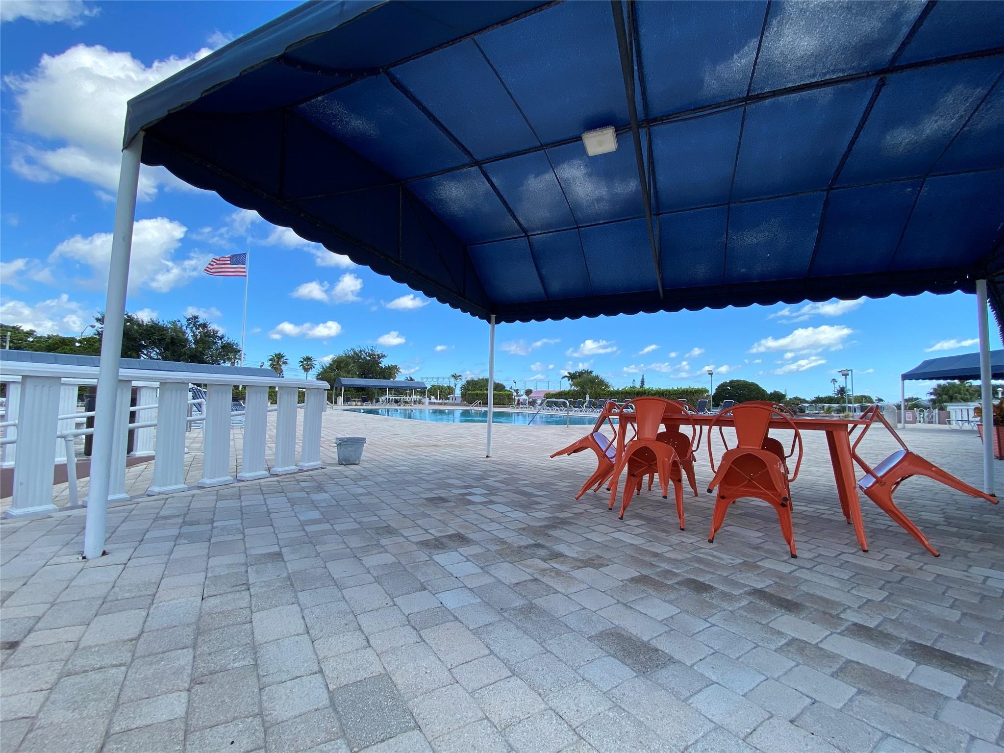 ESTATES OF FORT LAUDERDALE - Residential Lease