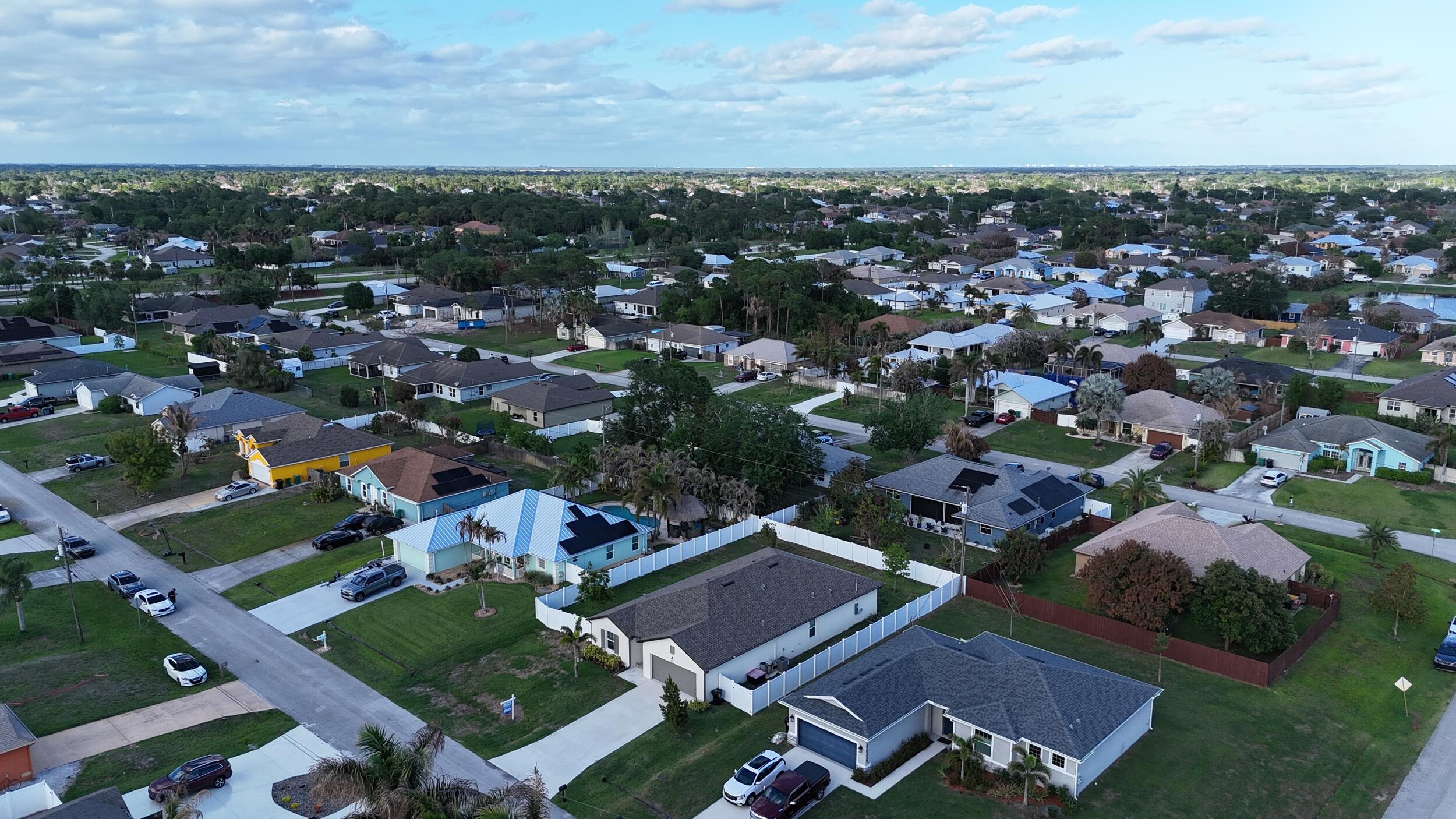 PORT ST LUCIE SECTION 33 - Residential