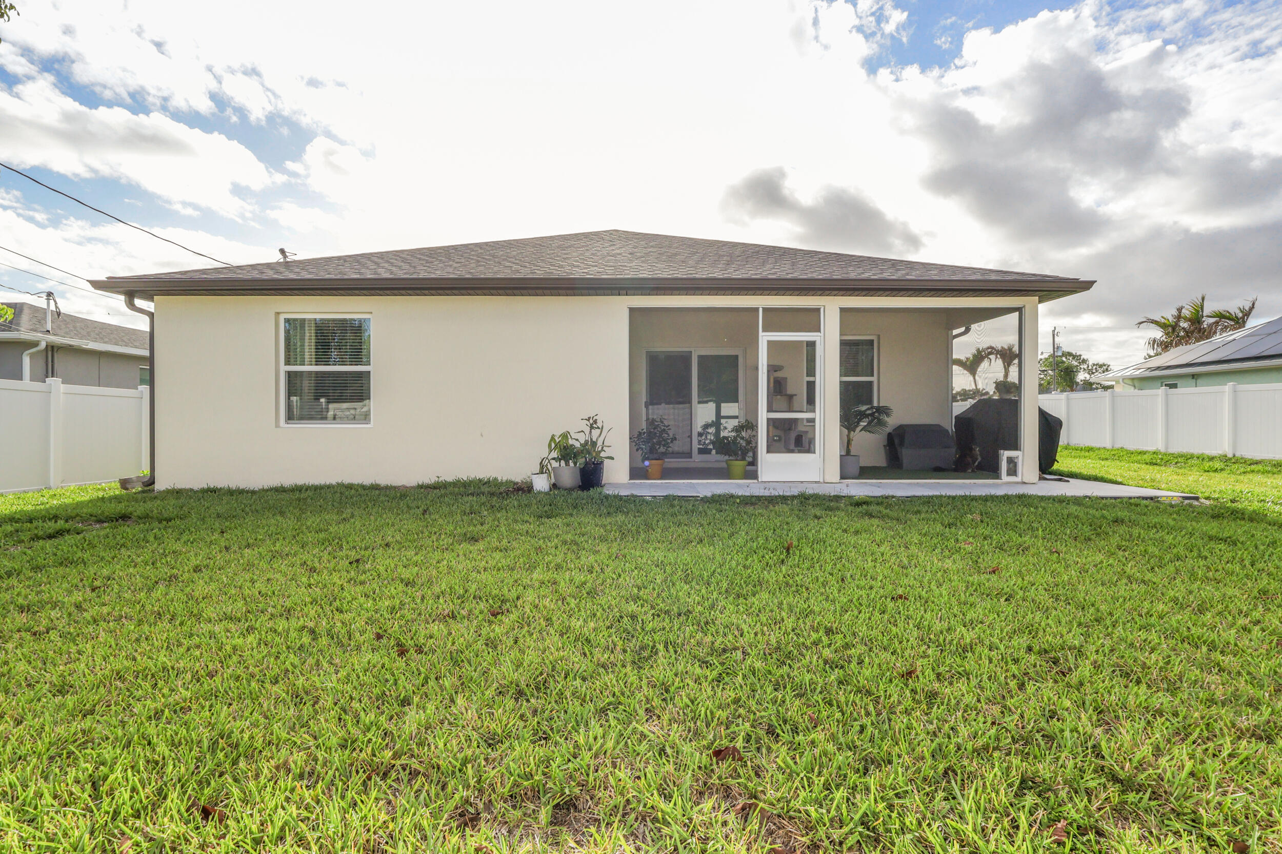 PORT ST LUCIE SECTION 33 - Residential