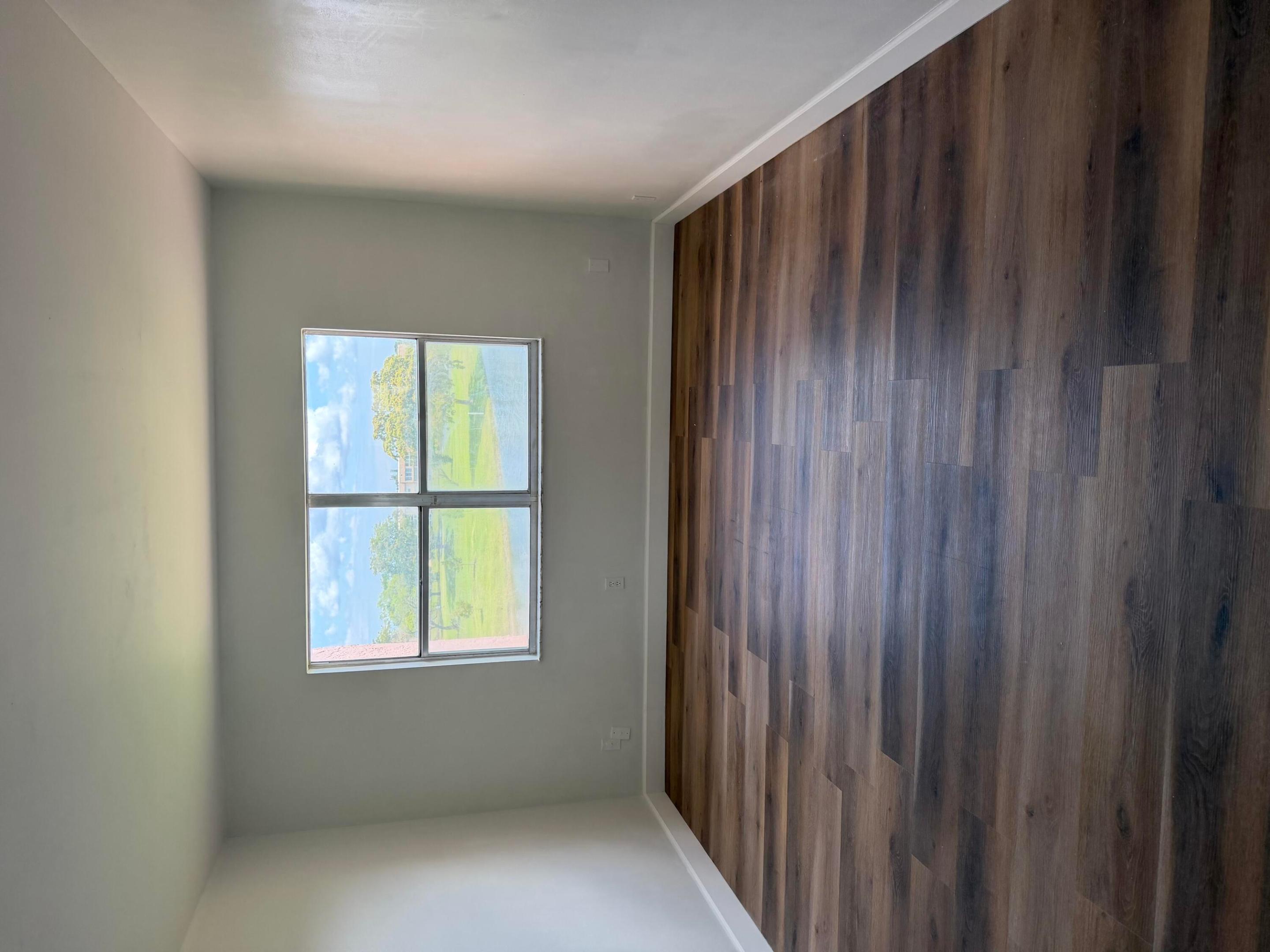 SUNRISE LAKES 128 CONDO - Residential