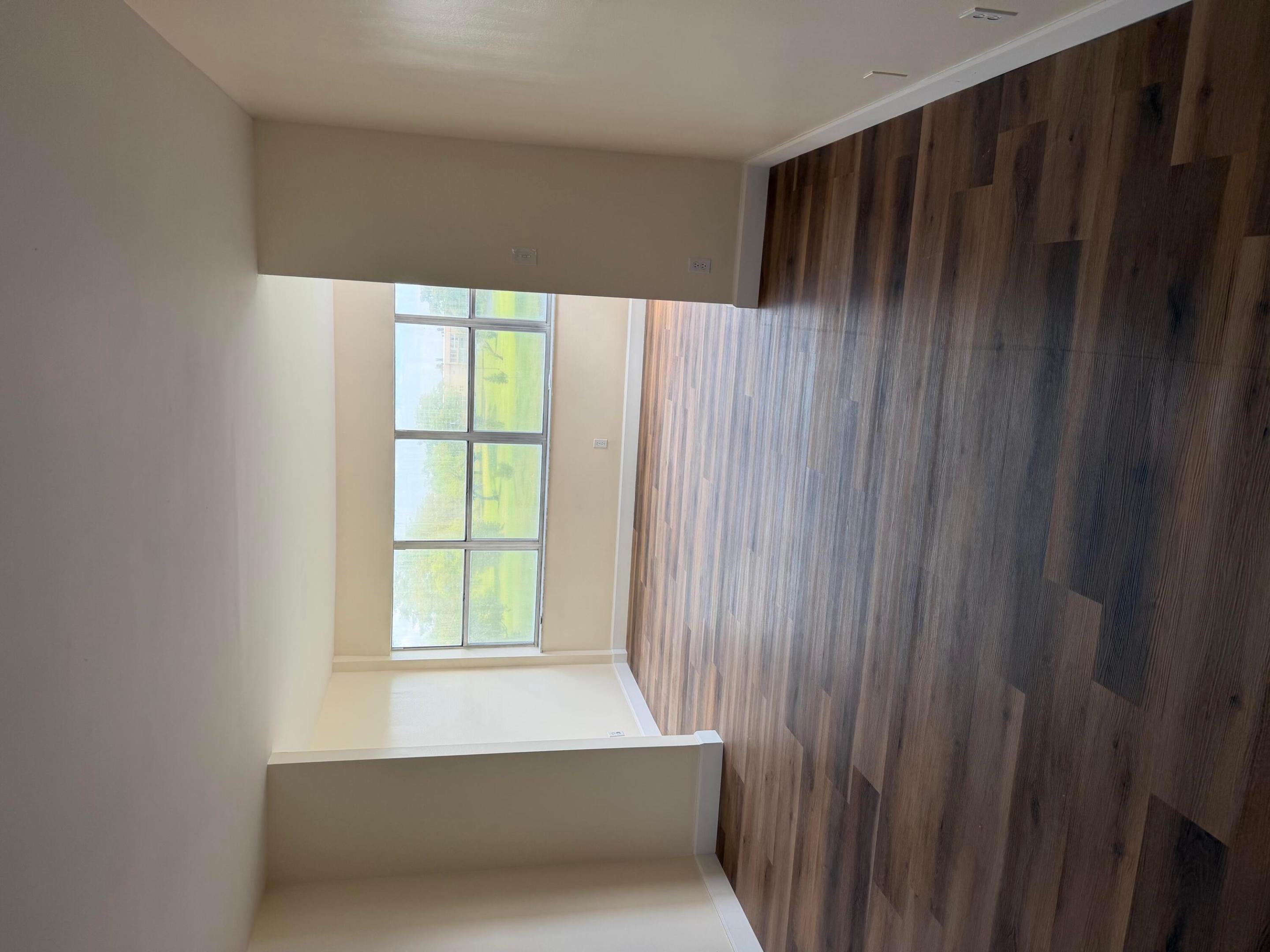 SUNRISE LAKES 128 CONDO - Residential