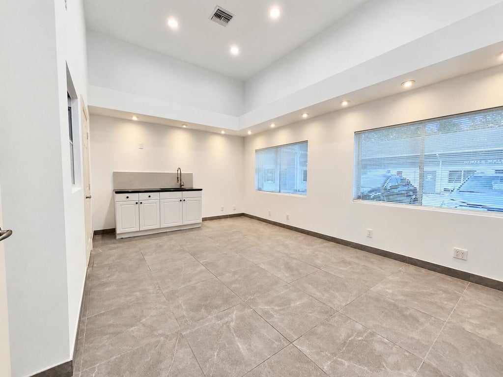 Photo of 4400 CHARLOTTE Street #B, Lake Worth, FL 33461 (MLS # B26092380)