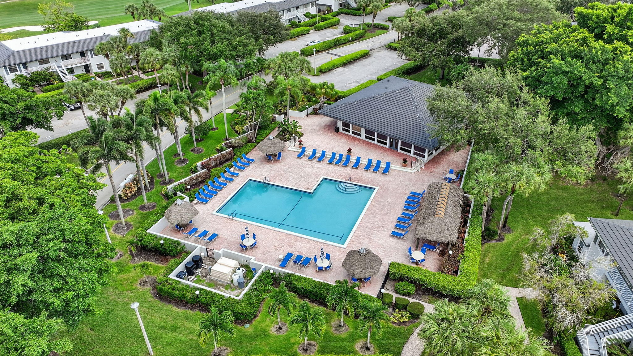 SOUTHPORT AT HUNTERS RUN CONDO - Residential