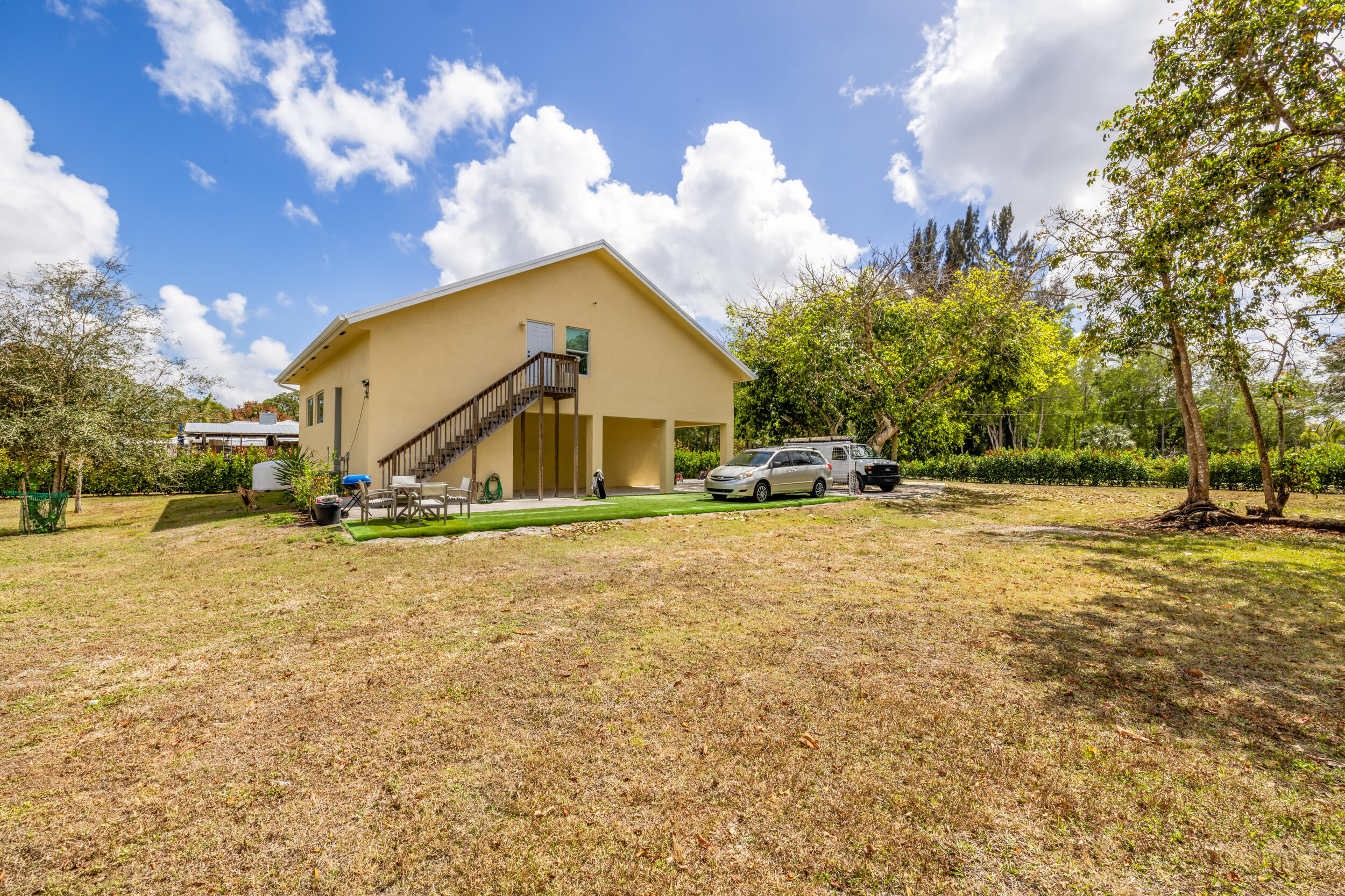 Acreage & Unrec - Residential