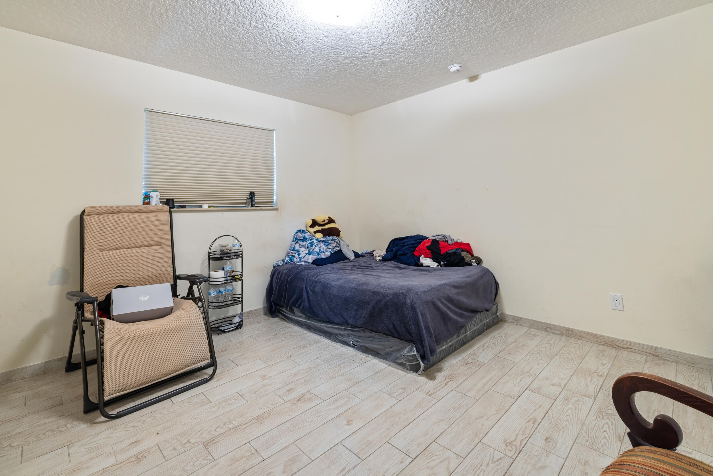 Acreage & Unrec - Residential