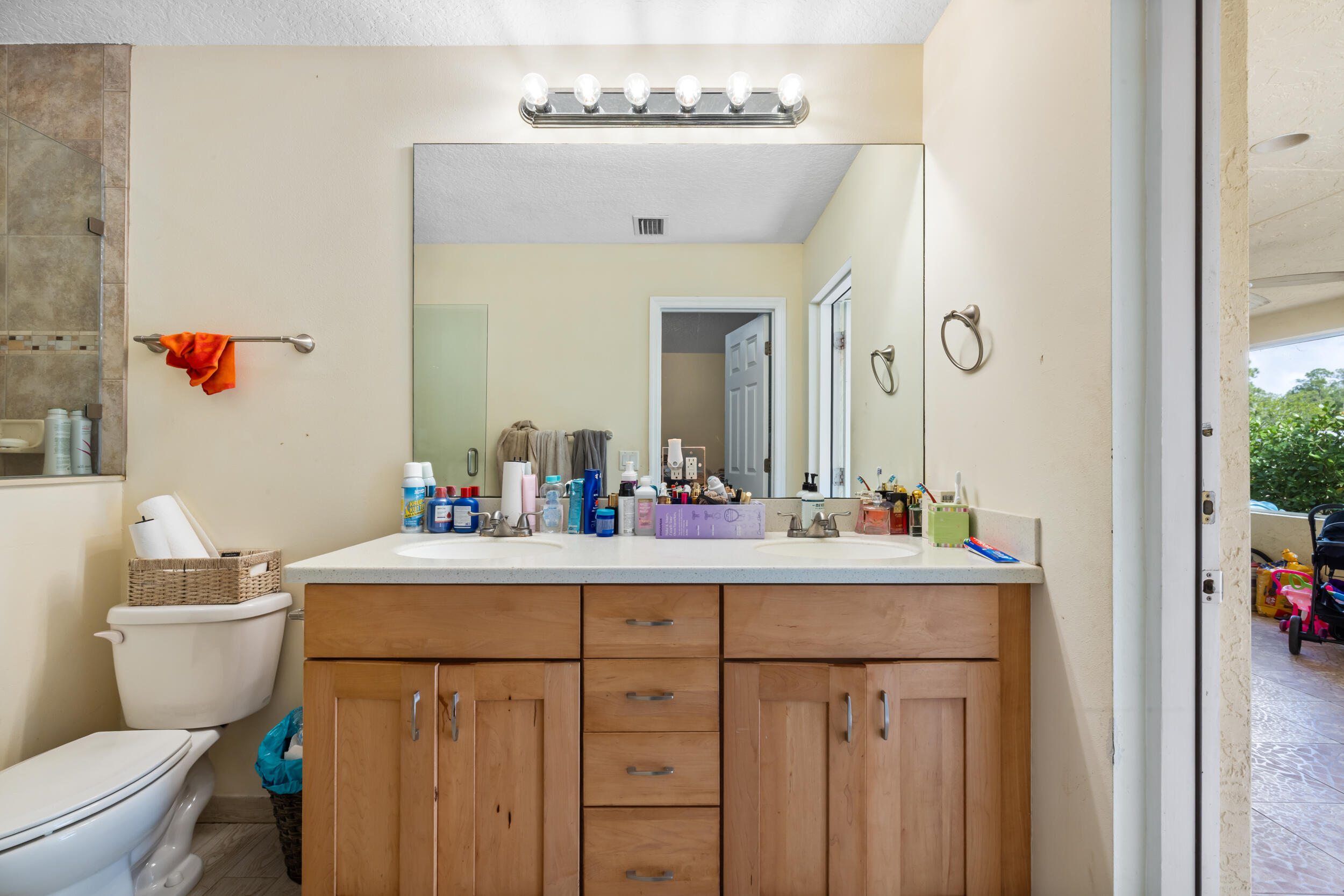 Acreage & Unrec - Residential