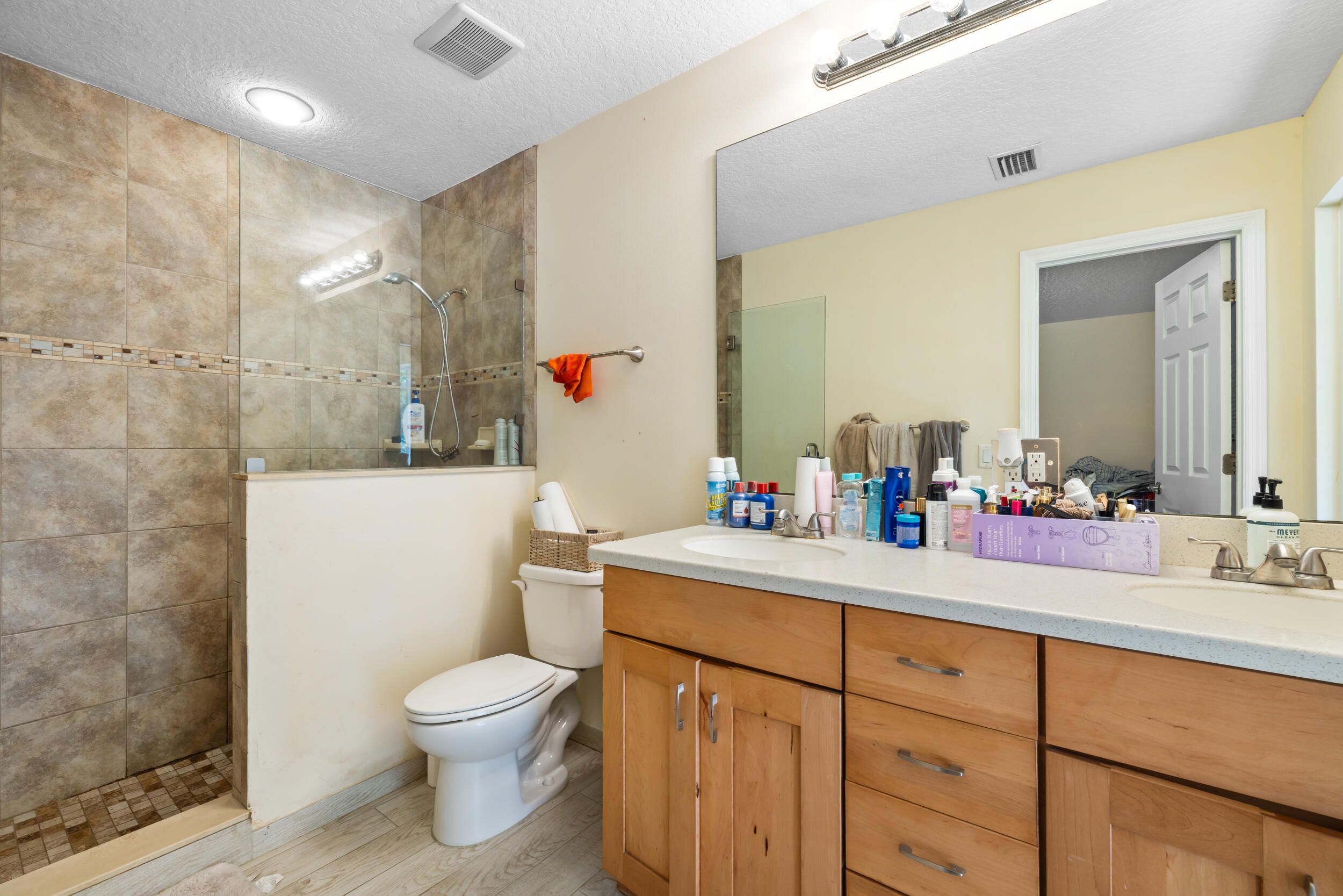 Acreage & Unrec - Residential