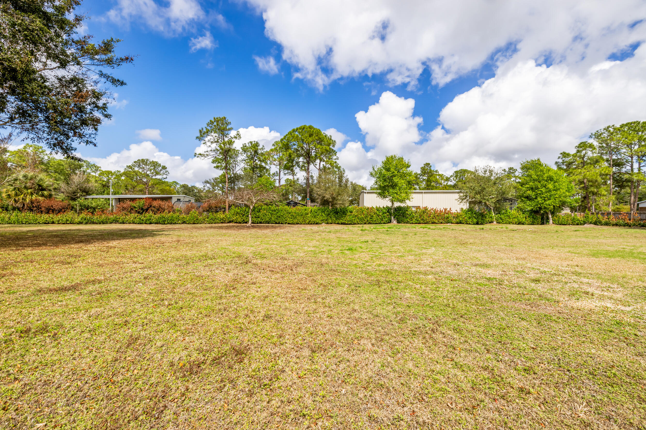 Acreage & Unrec - Residential