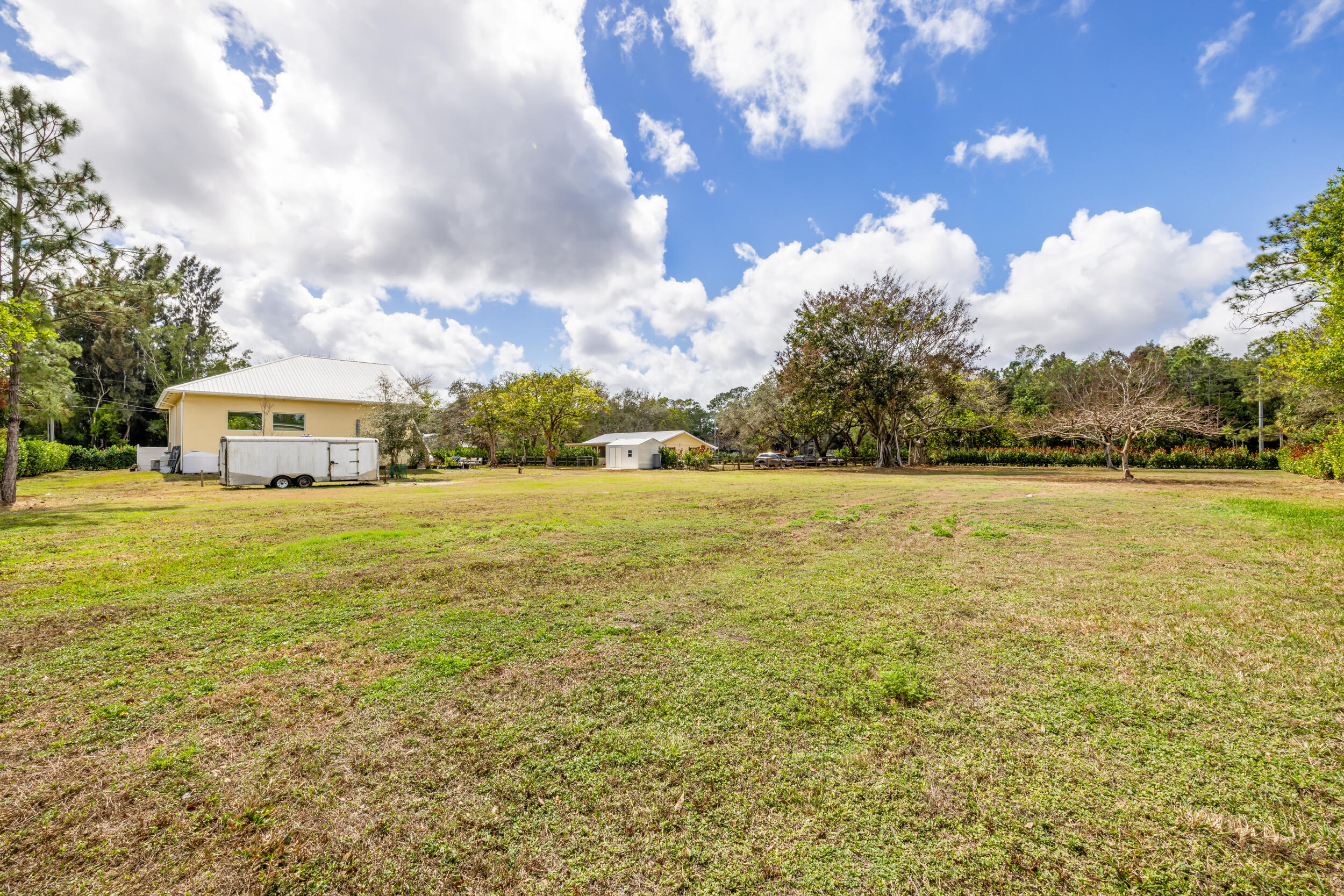 Acreage & Unrec - Residential