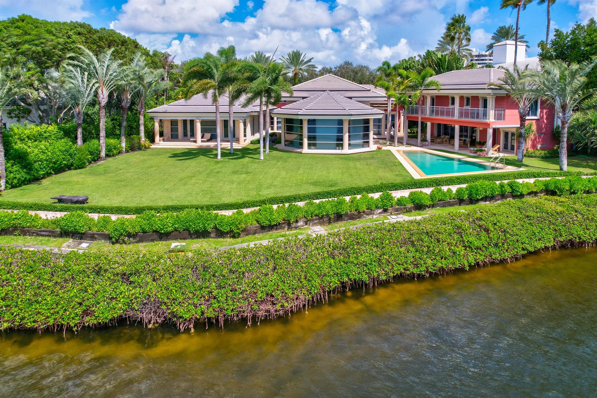 Admirals Cove - Residential