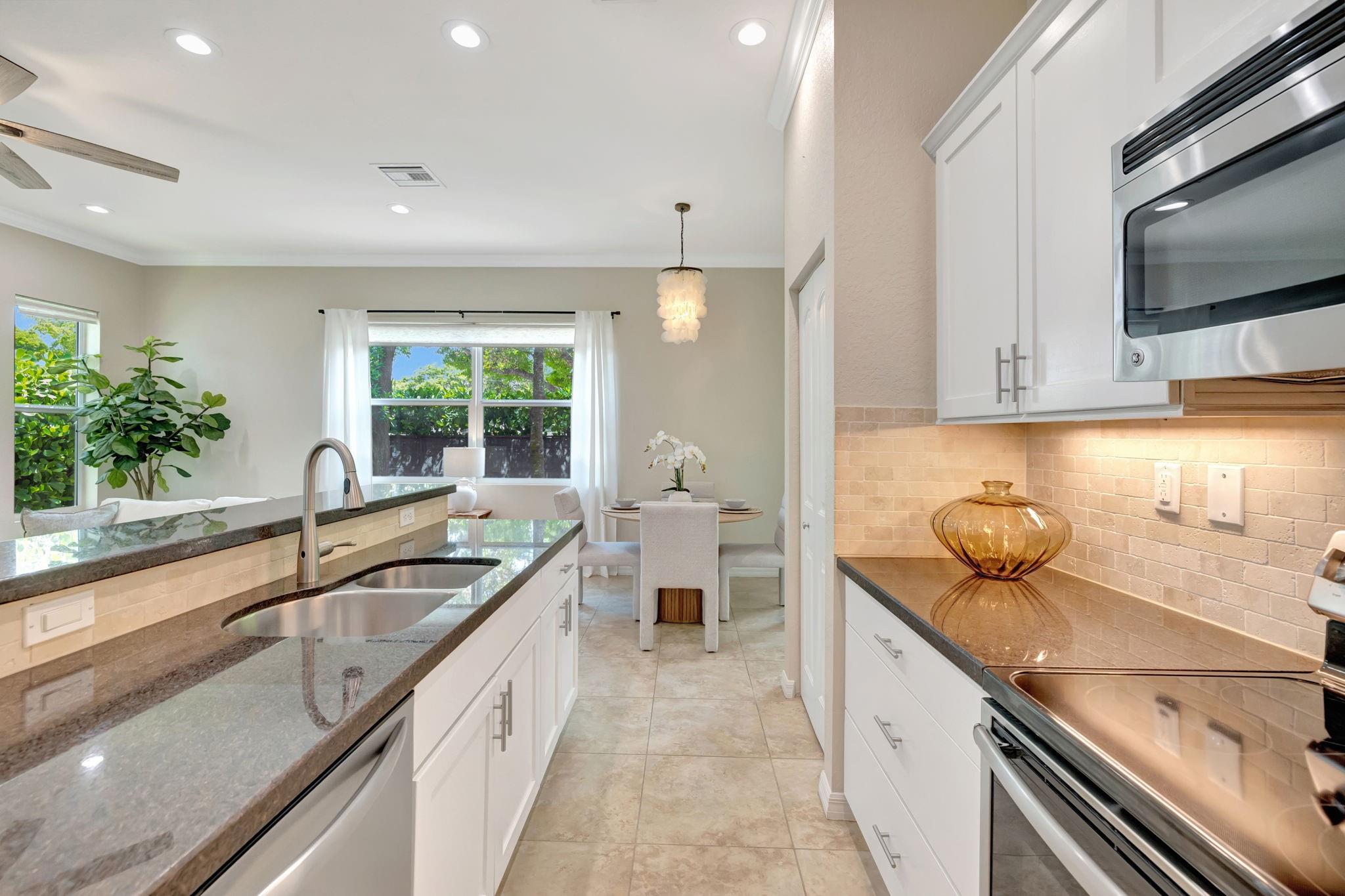 452 Tiffany Oaks Way