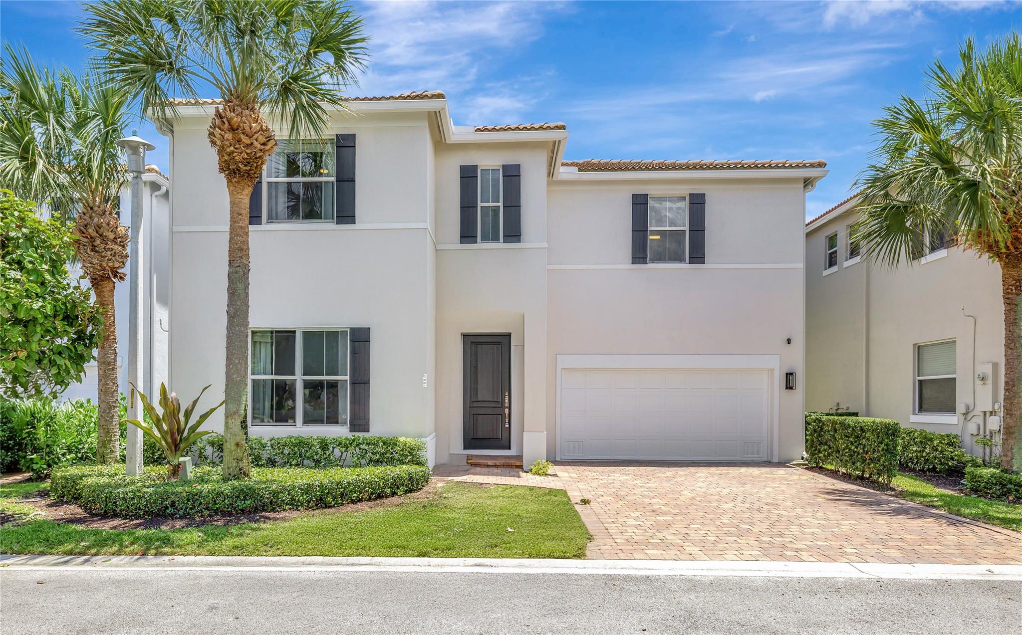 452 Tiffany Oaks Way