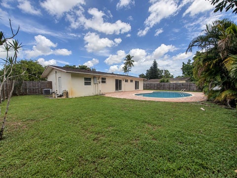 Tiny photo for 6884 NW 12TH Street, Plantation, FL 33313 (MLS # B26075141)