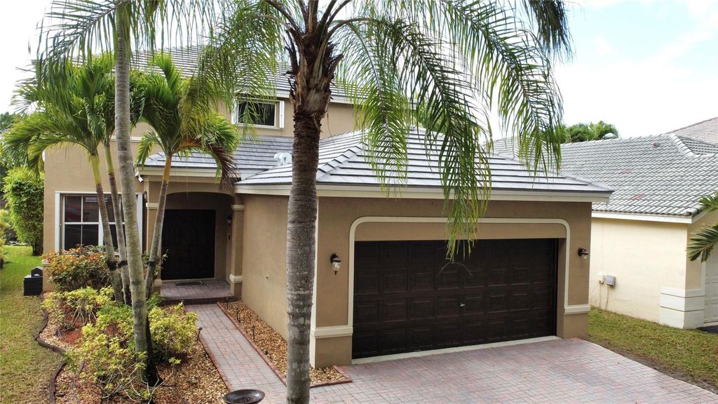 Photo of 4375 Foxtail Lane, Weston, FL 33331 (MLS # F10543613)