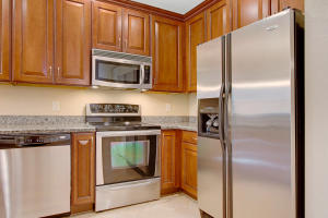 BOTANICA - Residential Lease