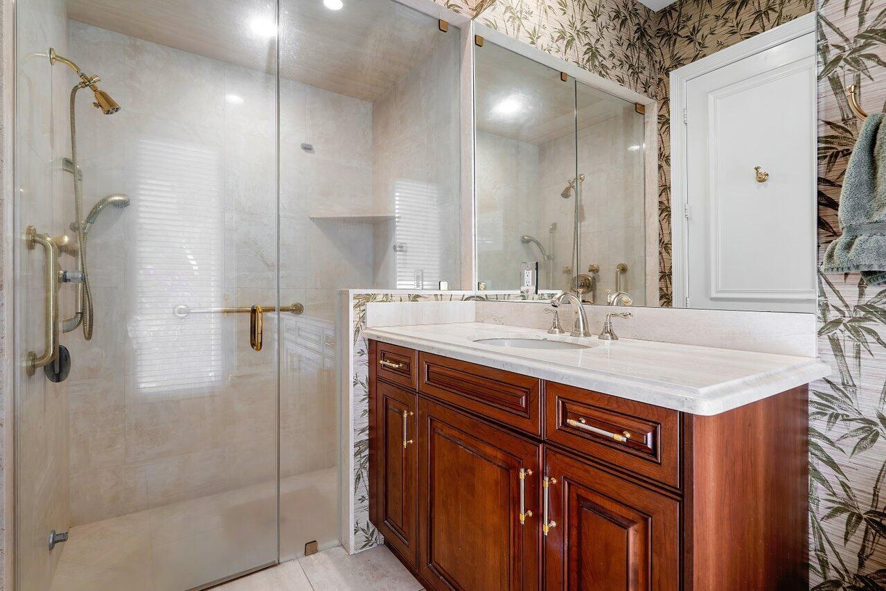 ST ANDREWS COUNTRY CLUB - Residential