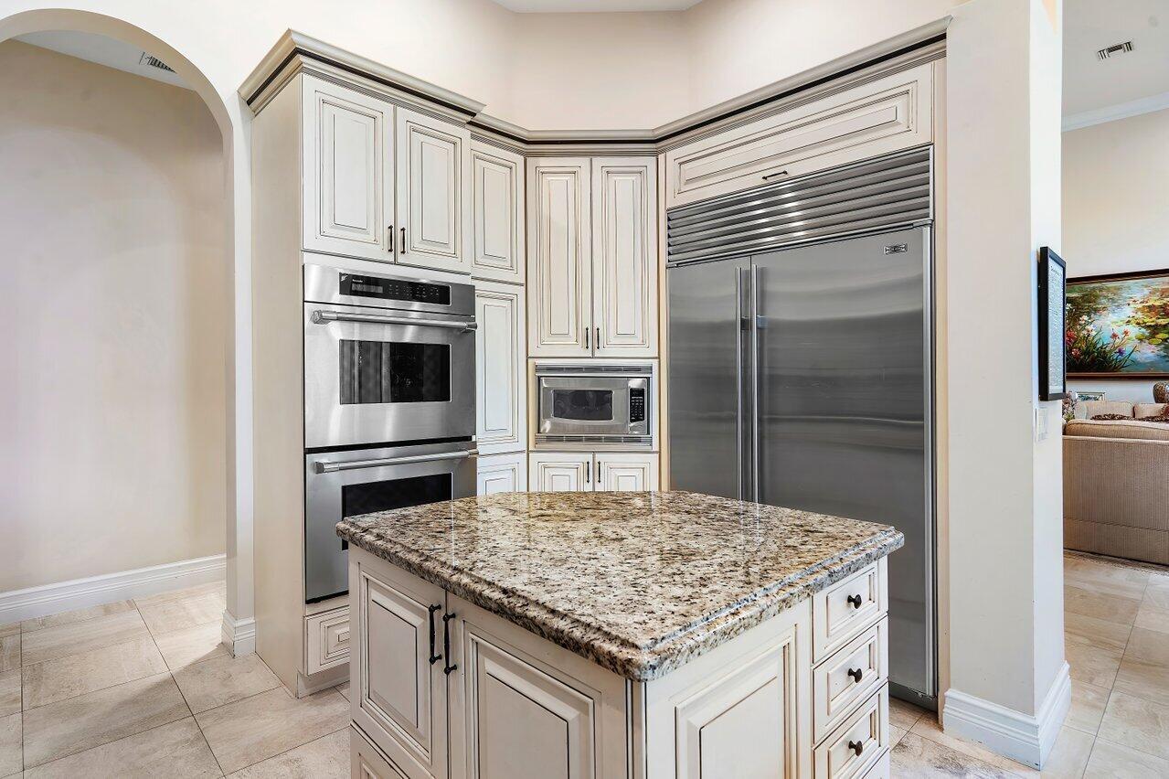 ST ANDREWS COUNTRY CLUB - Residential