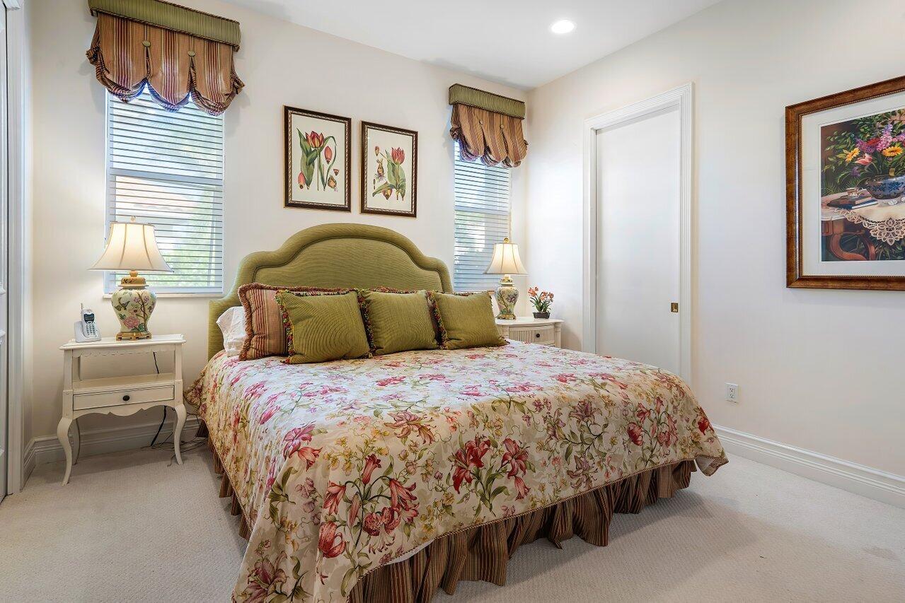 ST ANDREWS COUNTRY CLUB - Residential