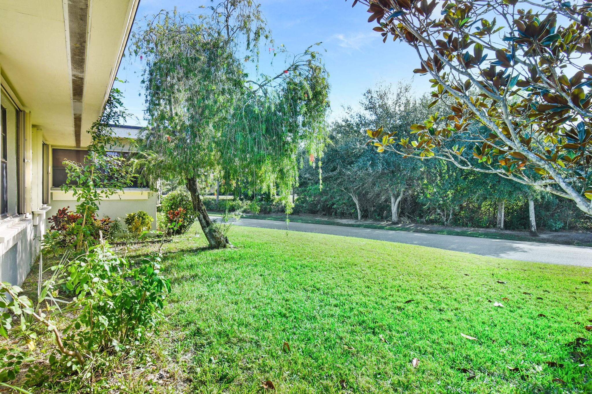 Fairway Villas Miles Gran - Residential