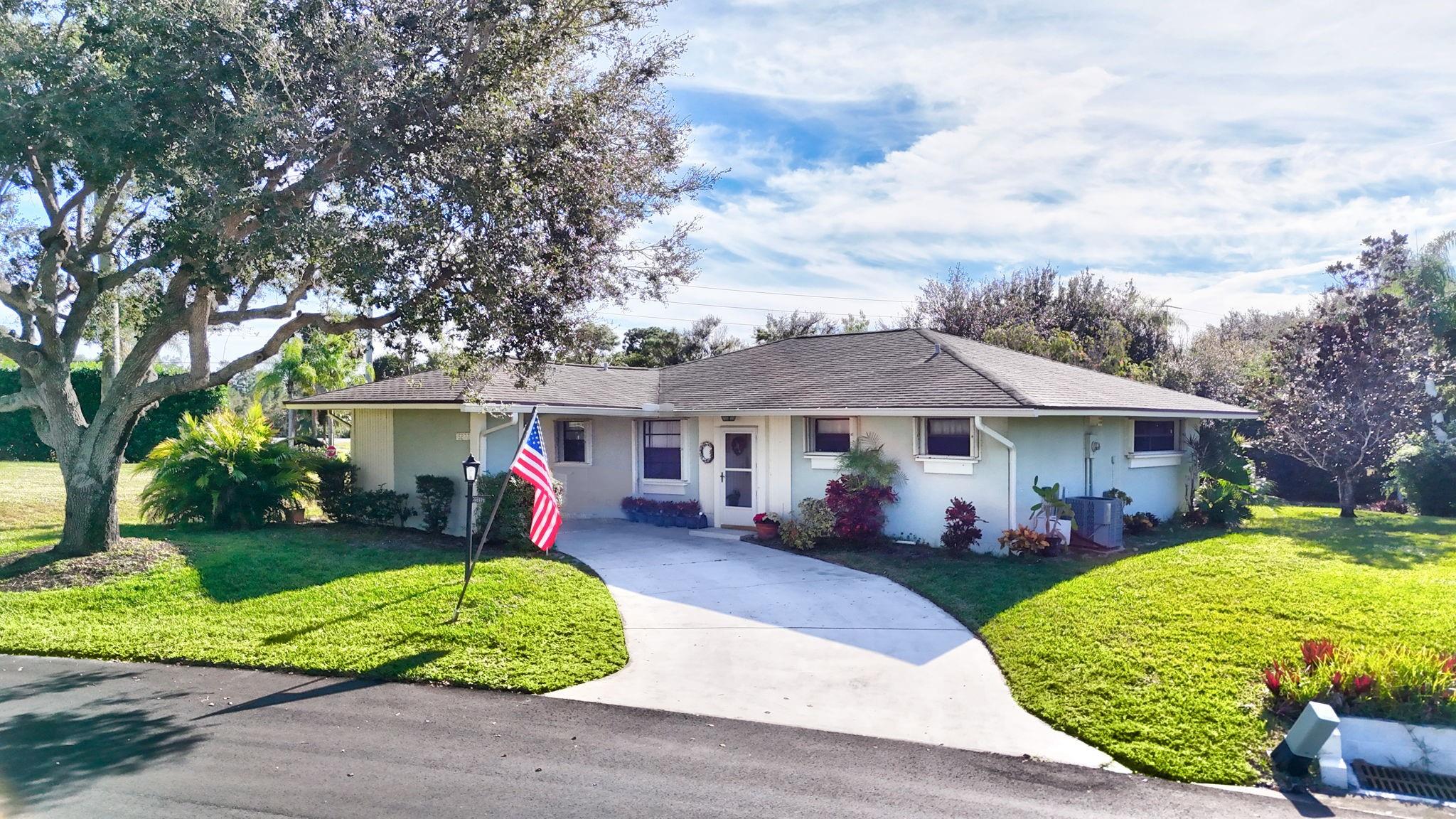 Fairway Villas Miles Gran - Residential