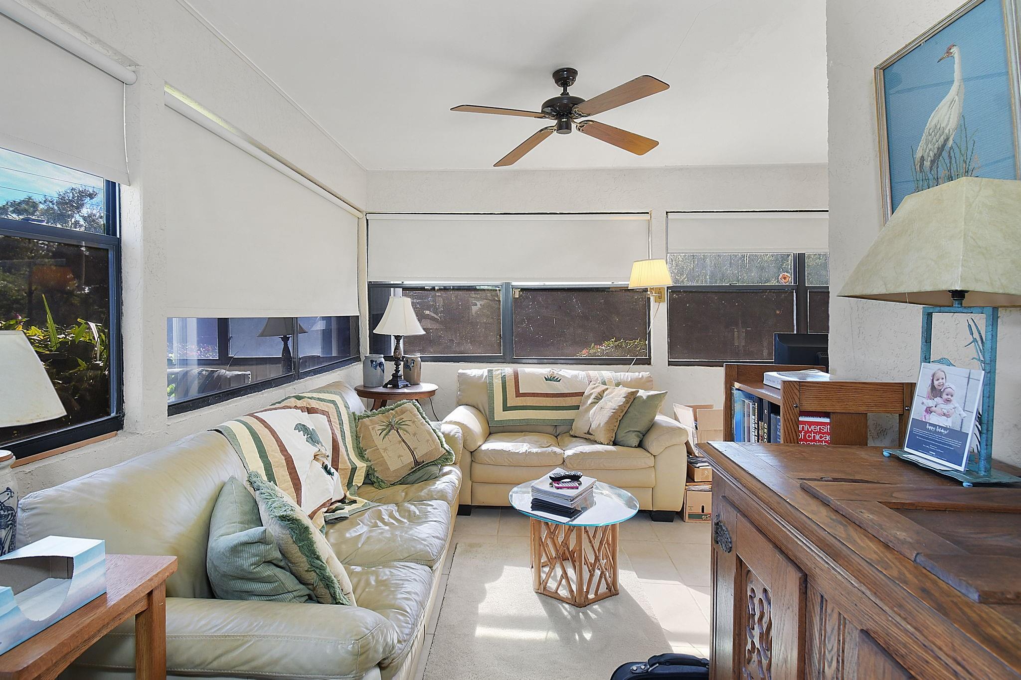 Fairway Villas Miles Gran - Residential