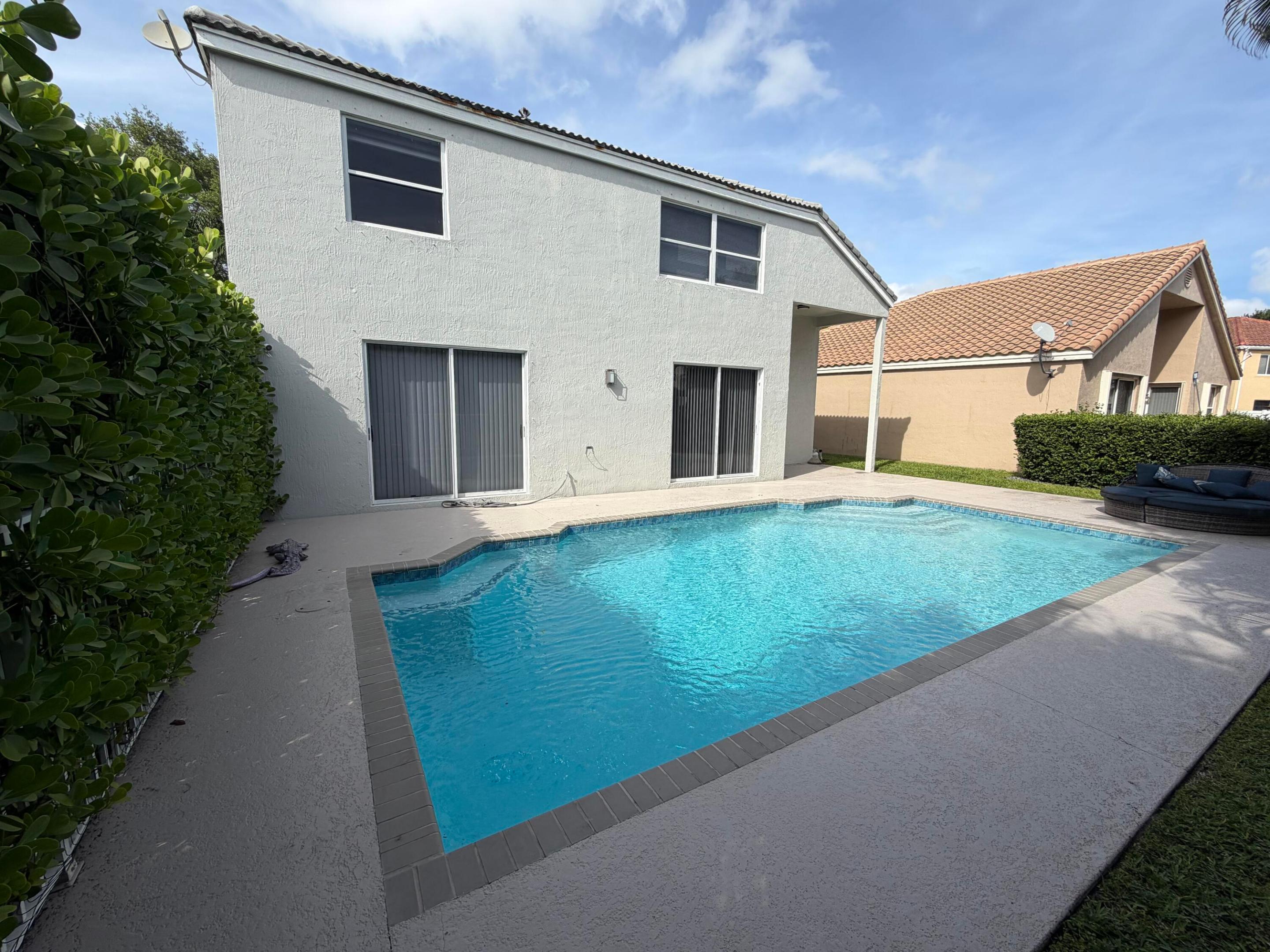MAYFAIR AT PARKLAND - Residential Lease