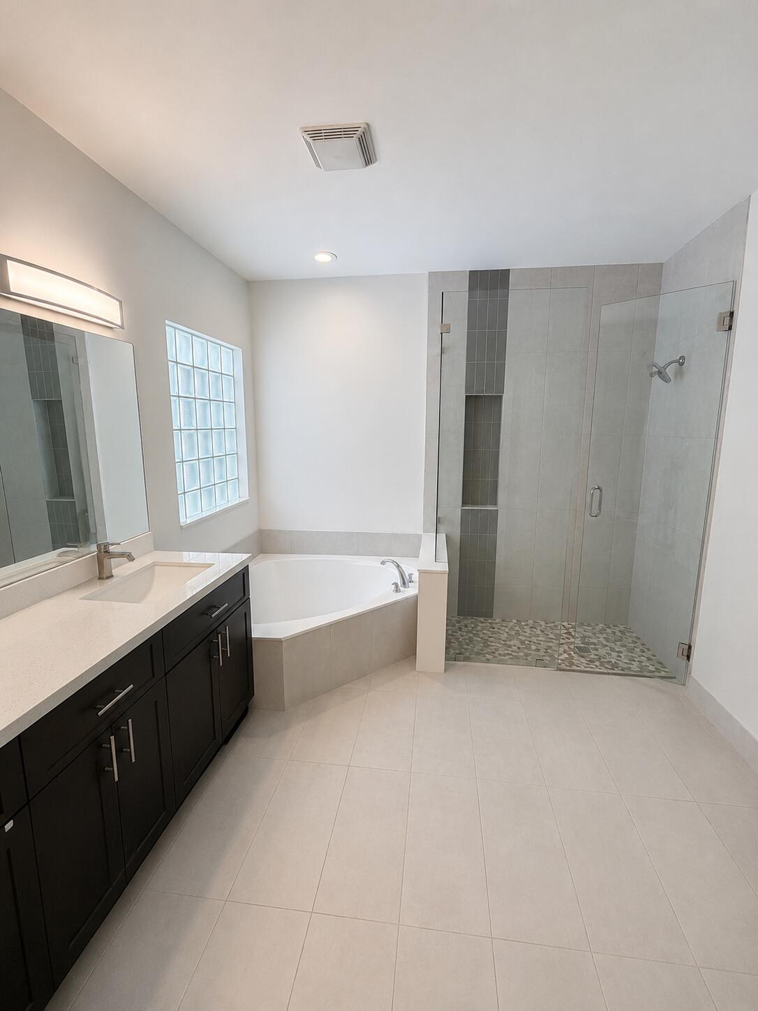 MAYFAIR AT PARKLAND - Residential Lease