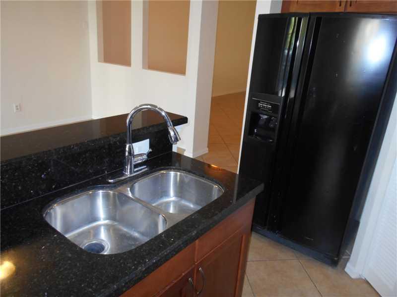 HAMPTON HILLS - Residential