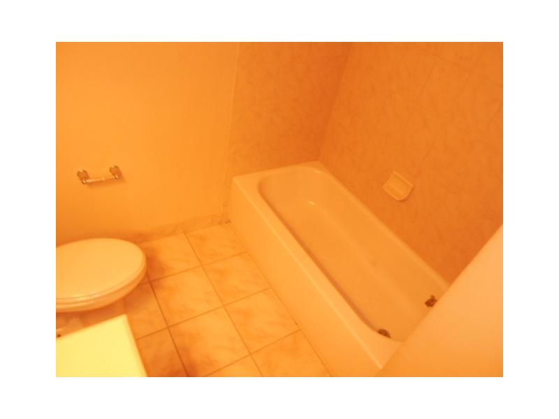 HAMPTON HILLS - Residential