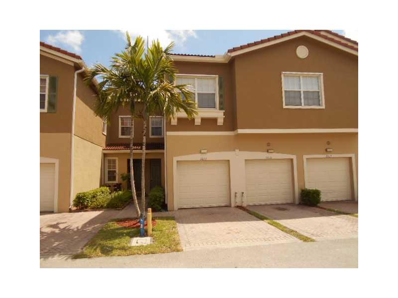 HAMPTON HILLS - Residential