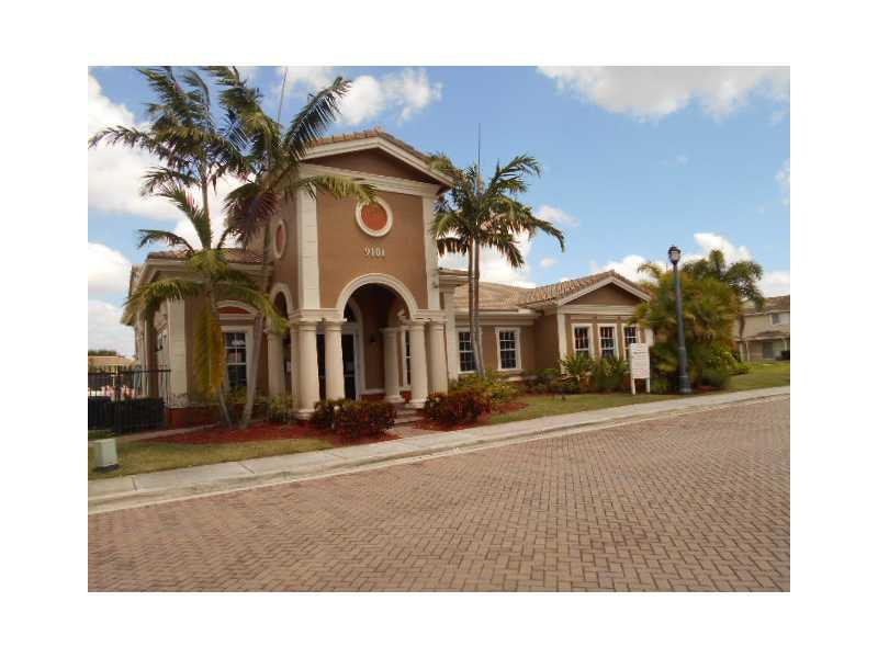 HAMPTON HILLS - Residential