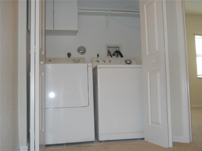 HAMPTON HILLS - Residential