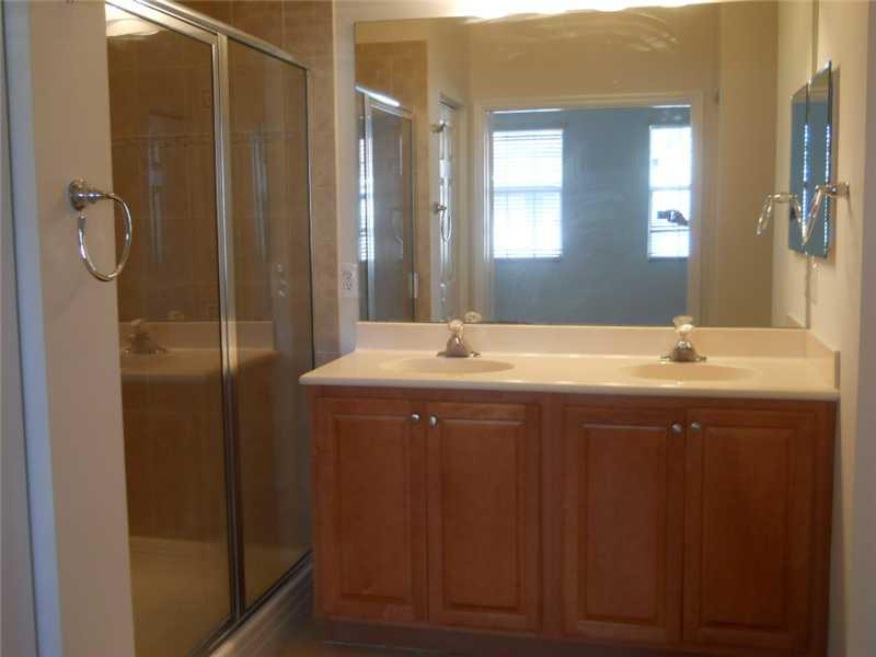 HAMPTON HILLS - Residential