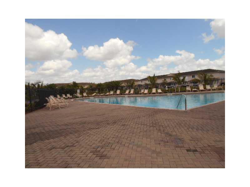 HAMPTON HILLS - Residential