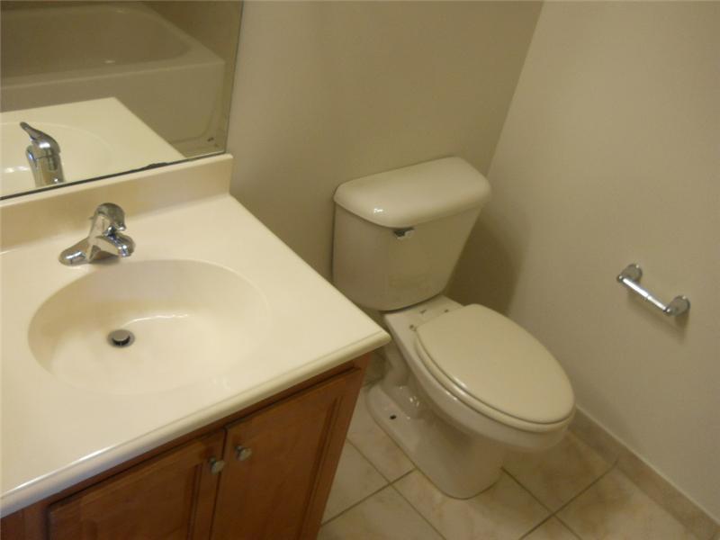 HAMPTON HILLS - Residential