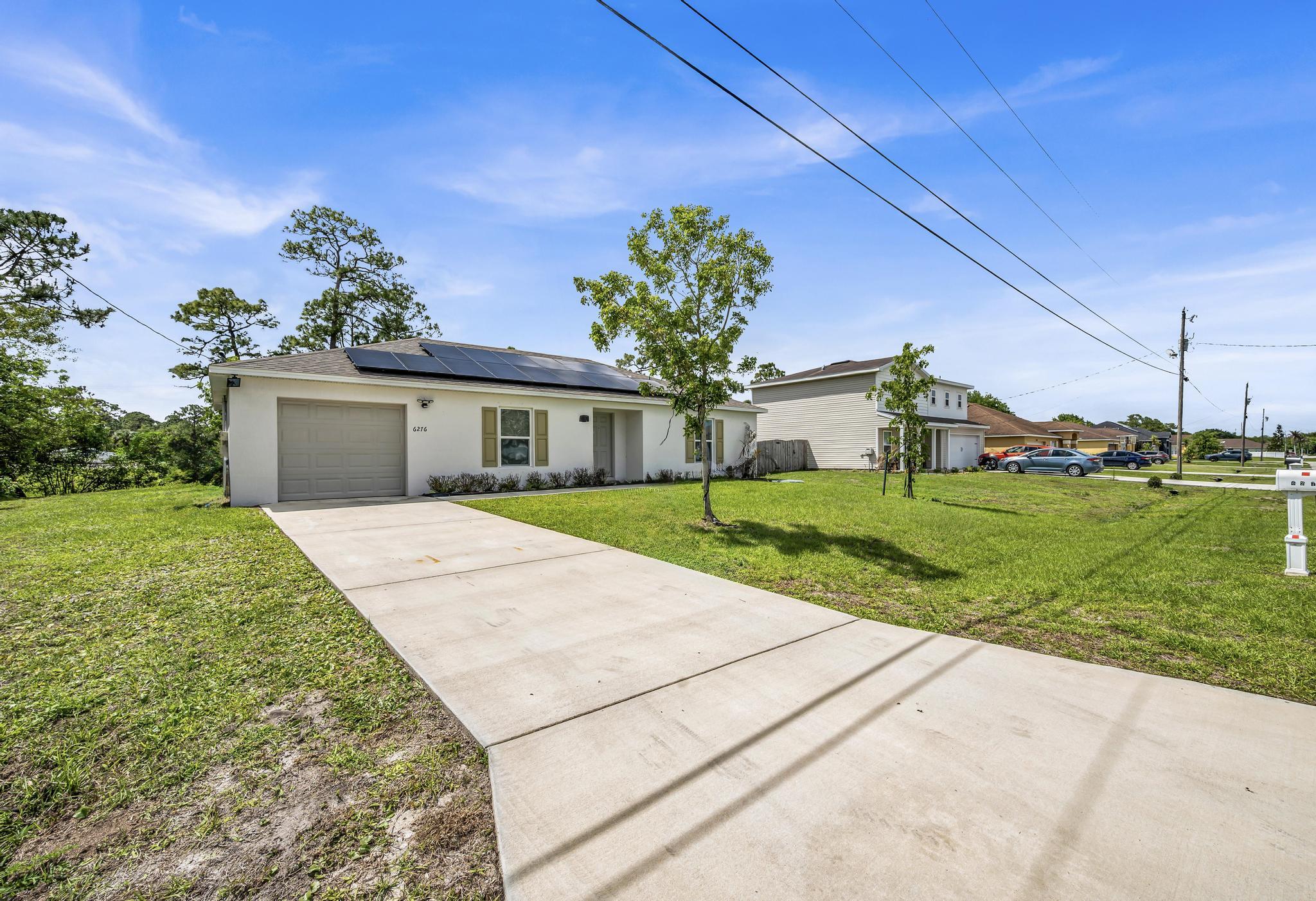 6276 NW Gisela Street