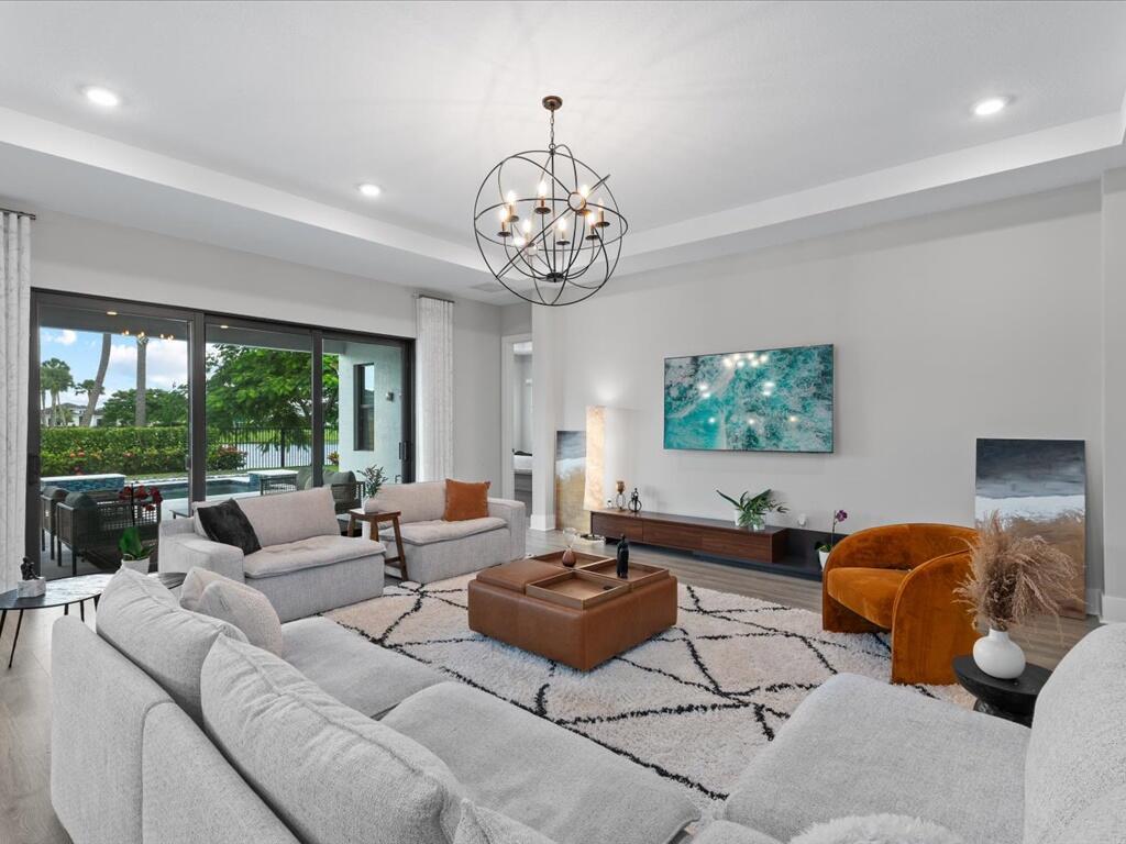 CRESSWIND PALM BEACH - Residential Lease