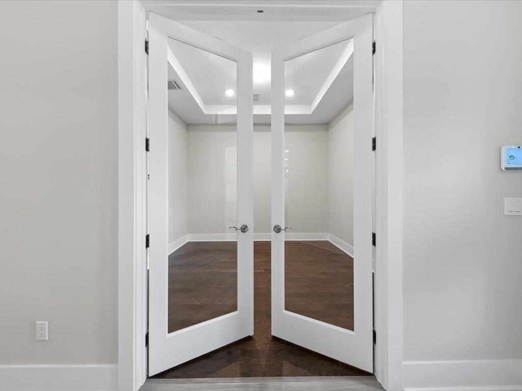 CRESSWIND PALM BEACH - Residential Lease