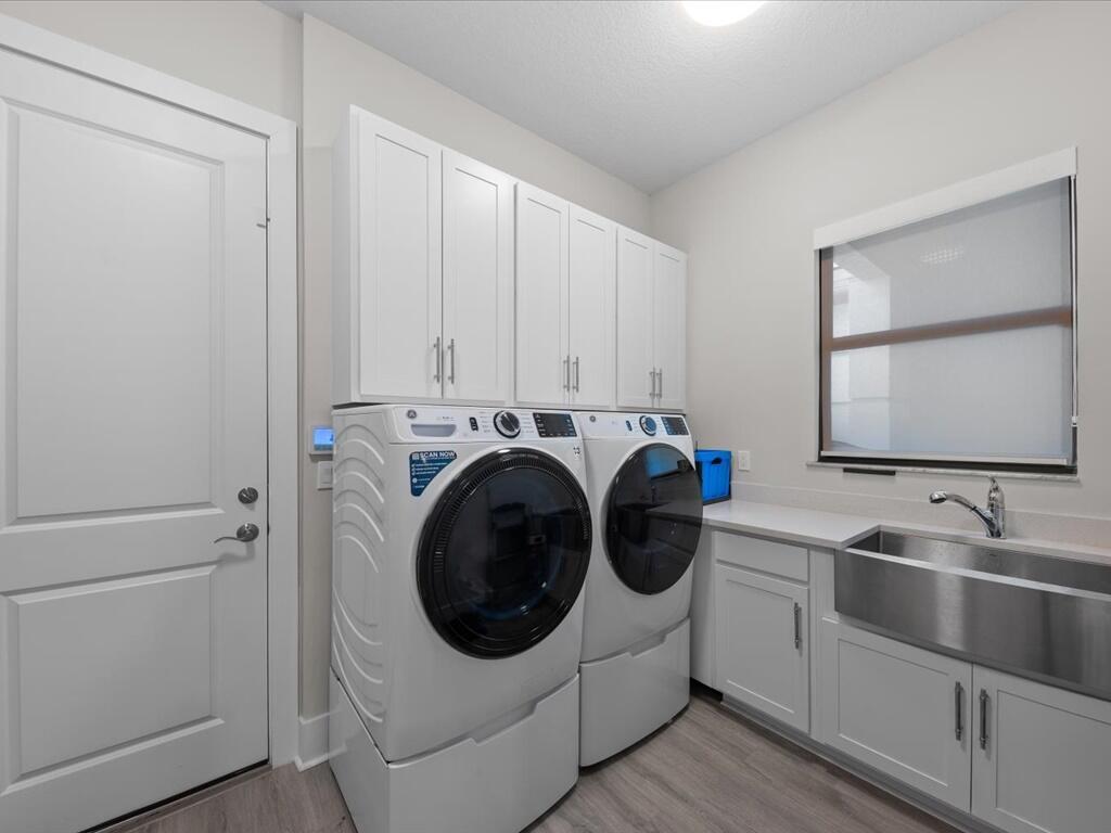 CRESSWIND PALM BEACH - Residential Lease