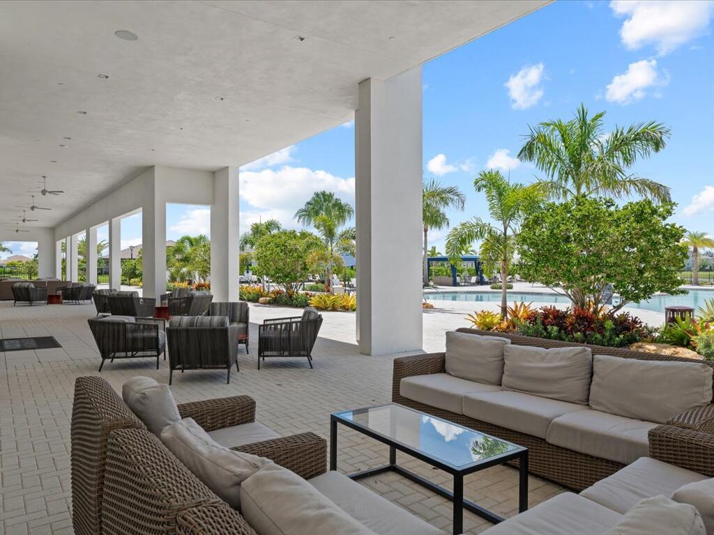 CRESSWIND PALM BEACH - Residential Lease