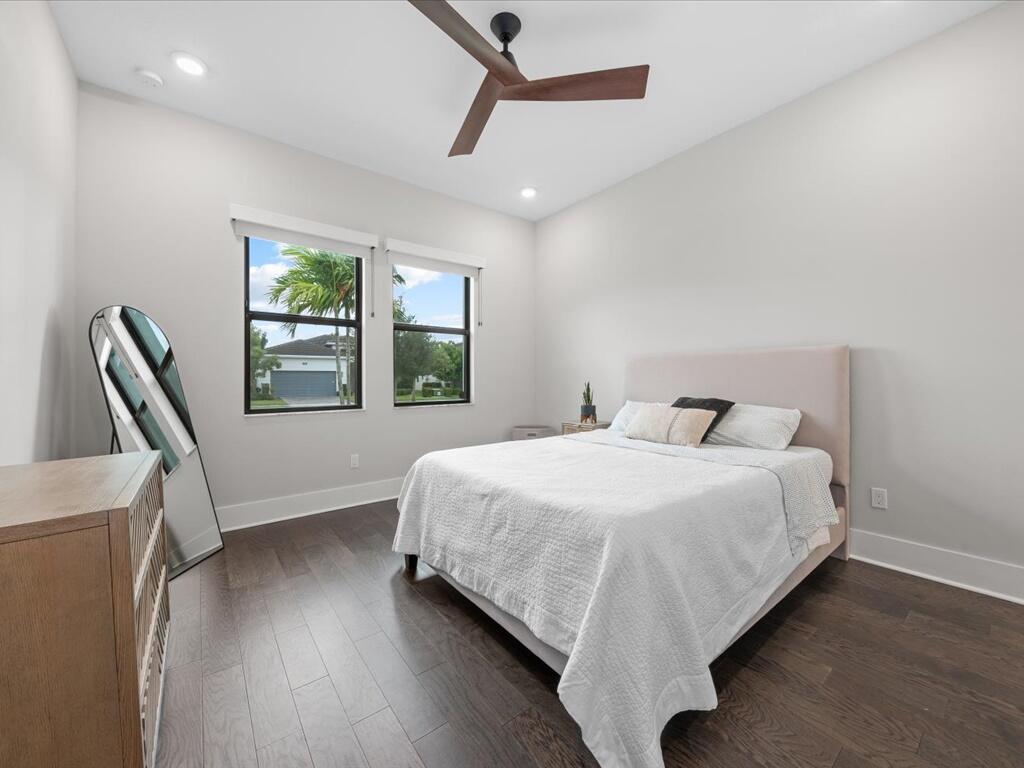 CRESSWIND PALM BEACH - Residential Lease