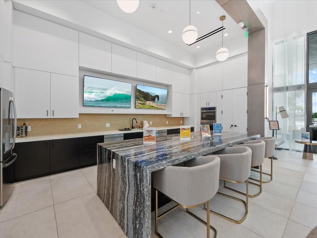 CRESSWIND PALM BEACH - Residential Lease